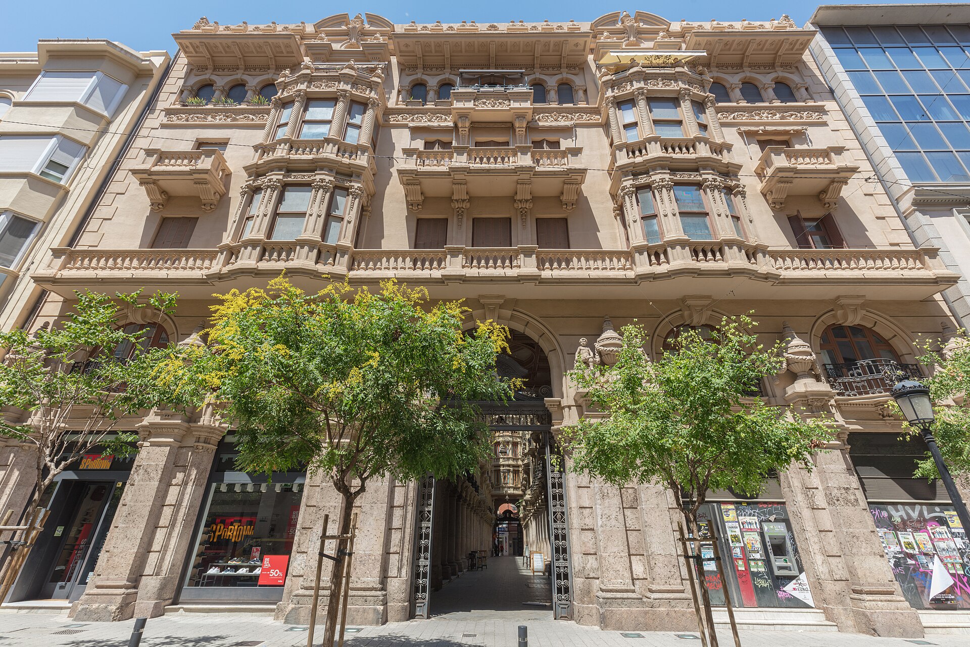 Pasaje de Lodares de Albacete, galería modernista imprescindible en una ruta por la ciudad